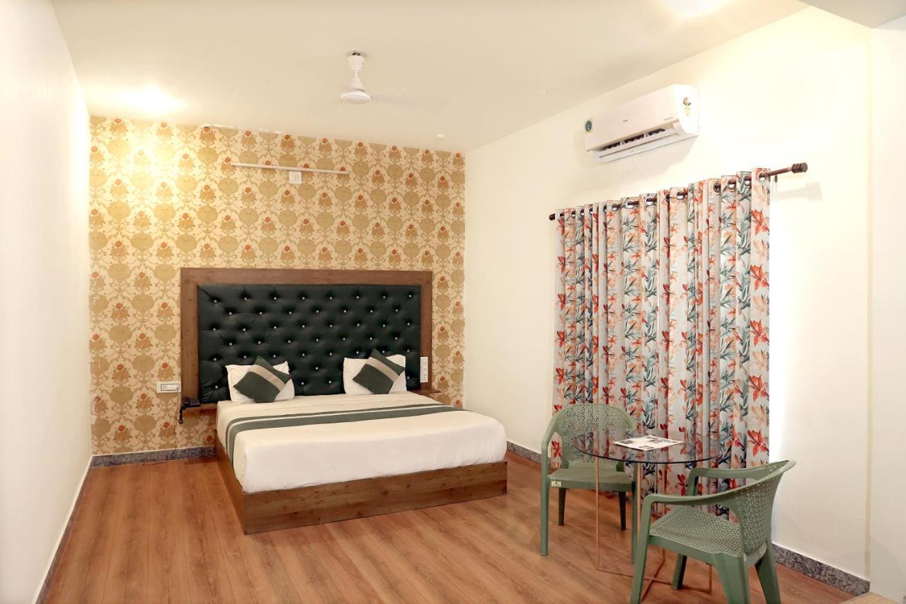 Hotel Tree Of Heaven Udaipur Exteriör bild